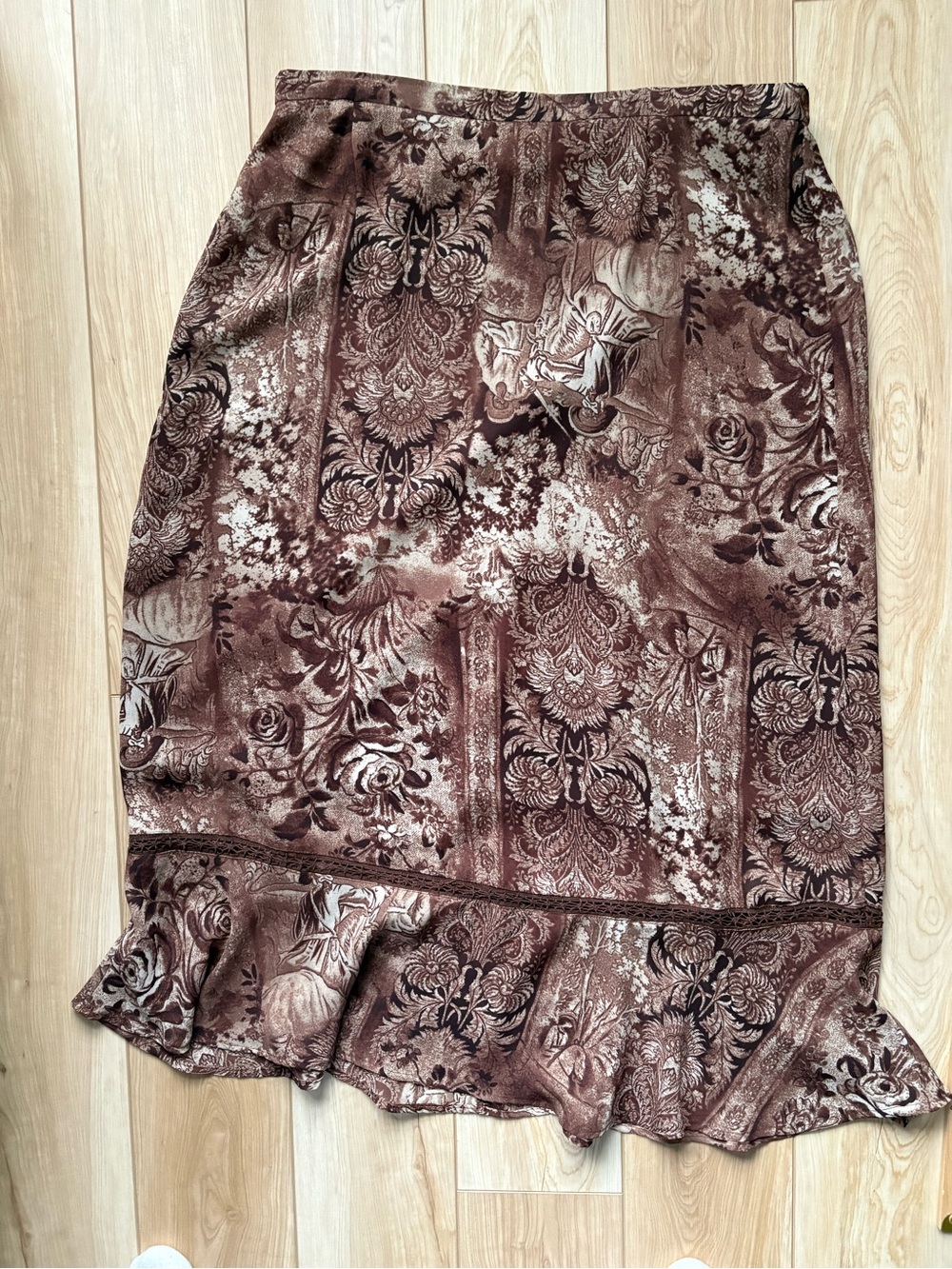 Vintage boho festival cottage 90s brown floral midi skirt ruffle hem